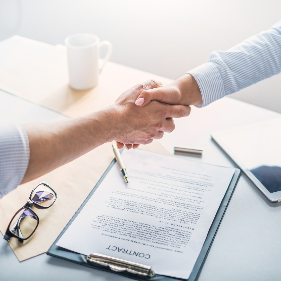 Contratos revisados e seguros.